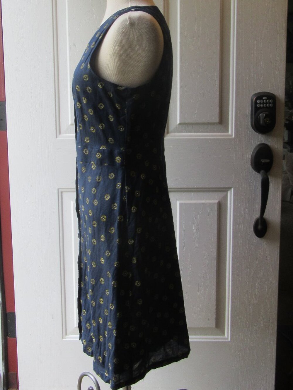 Linen Cotton J. Crew Navy Daisy Print Lined Button down shirtdress size 6 - Picture 4 of 13